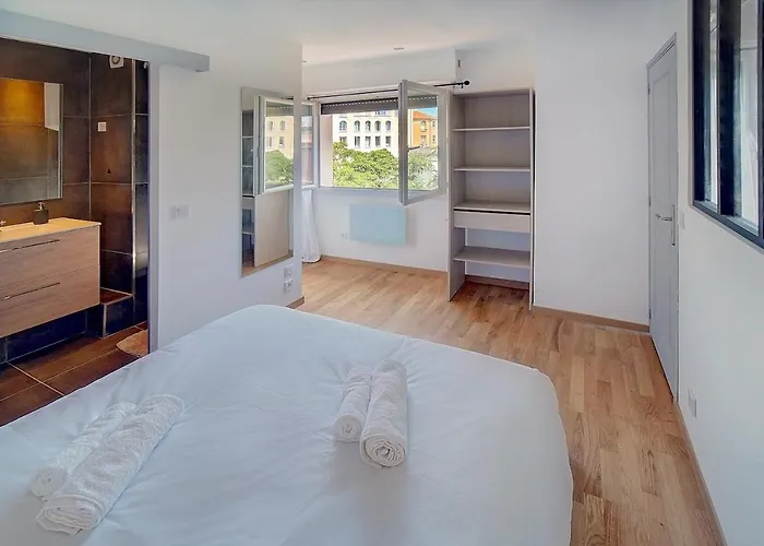 Le Max Et Leo - 600m - Verriere Cote D'azur